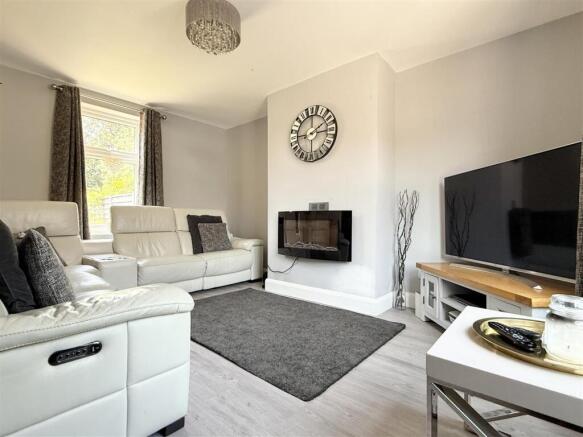 Waterloo Crescent, Countesthorpe, Leicester photo 4