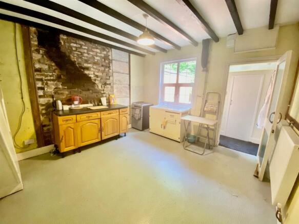Kitchen/Dining