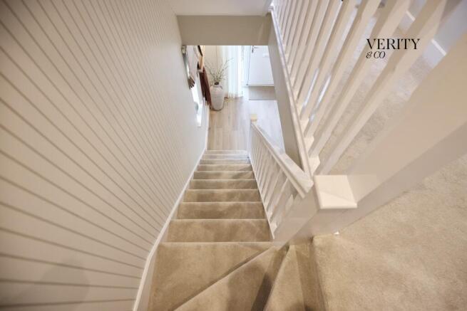 3 bed Semi-Detached for sale Image 6