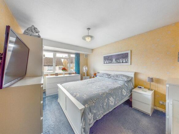 Bedroom 1 (Double)