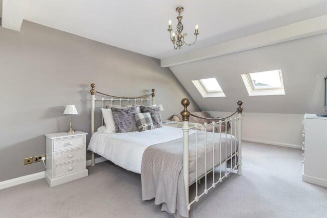 Master Bedroom - B.jpg