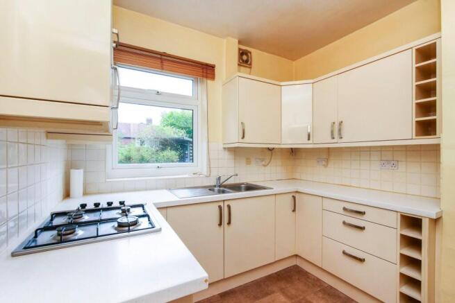 3 bed House for sale Image 7