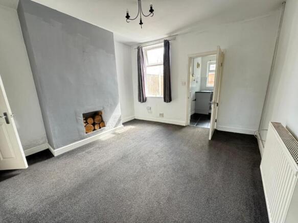 Rear reception room.jpg