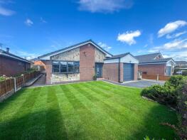 3, Bellingham Close, Bury BL8 2TU