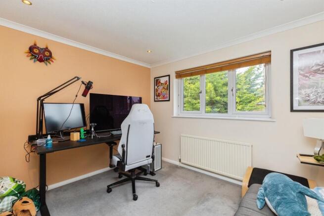 Fane Drive, Berinsfield, Wallingford photo 4