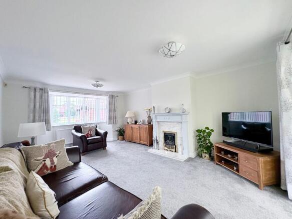 3 bed Detached Bungalow for sale Image 9