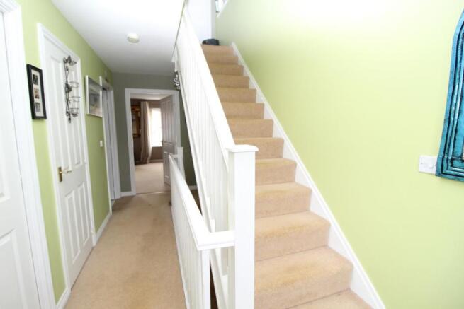 FIRST FLOOR LANDING