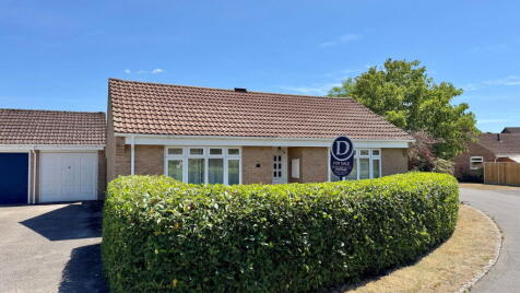 Fromont Drive, Thatcham, RG19 3PE