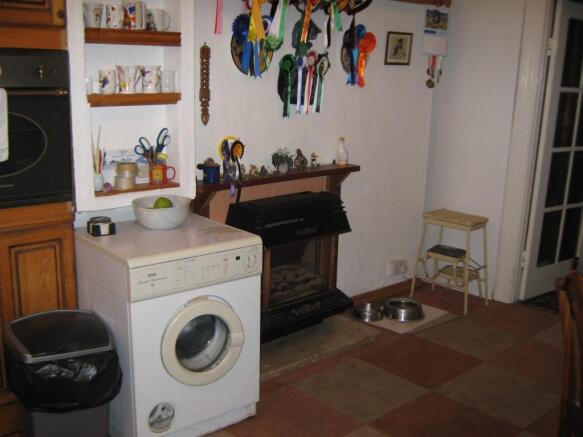 Kitchen (2)