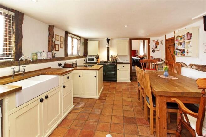 Kitchen/Breakfast Rm