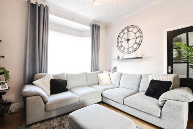 3 bed Terraced for sale Image 5