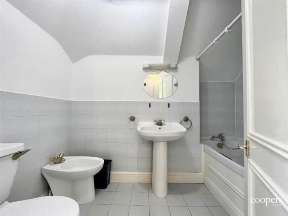 En Suite (8).jpg