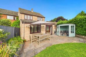 41, Burgess Way, Norwich NR15 1JY