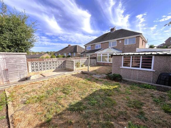 3 bed Semi-Detached for sale Image 9