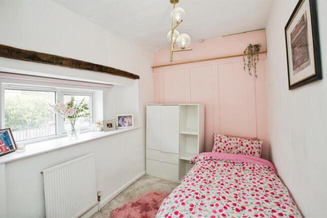 2 bed Terraced for sale Image 6