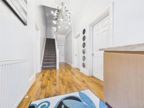 5 bed End of Terrace for sale Image 4