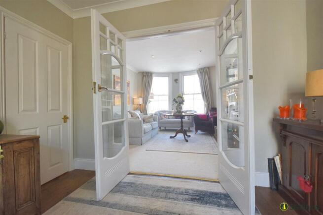 Snug to Sitting Room