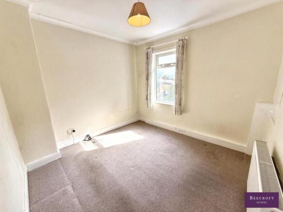 2 bed Terraced for sale Image 7
