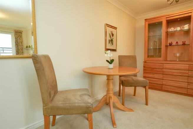 Dining Lounge