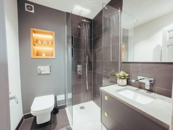 Bathroom.jpeg
