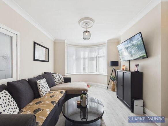 3 bed Terraced for sale Image 4