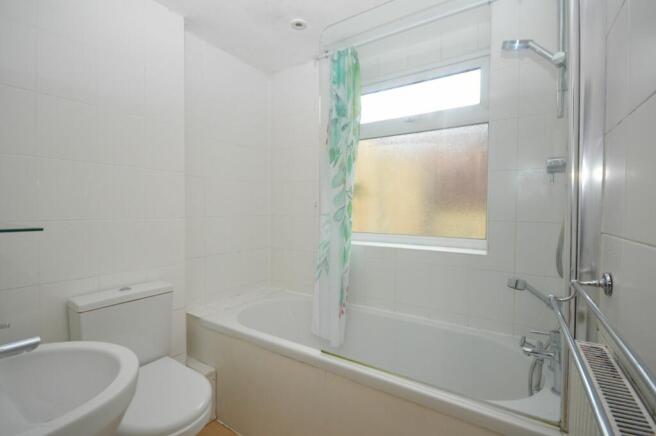 DOWNSTAIRS BATHROOM