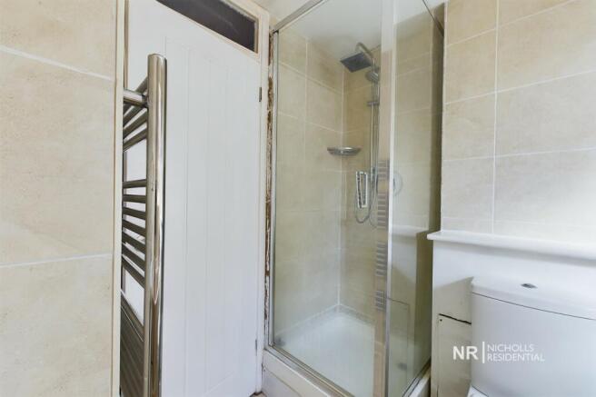 Bathroom Extra Photo