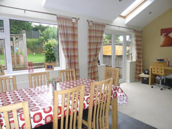 Dining/family room