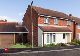 106, The Lindens, Loughton IG10 3HU