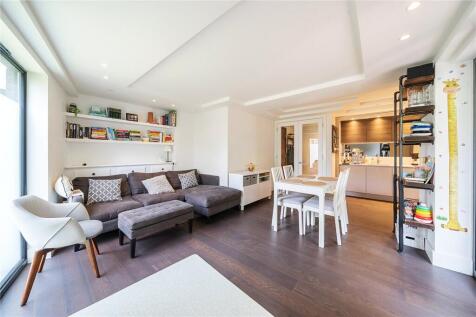 Connaught Gardens, London, N10
