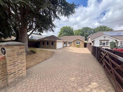 Dewlands Road, Verwood