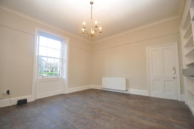 5 bed Terraced to rent Image 5