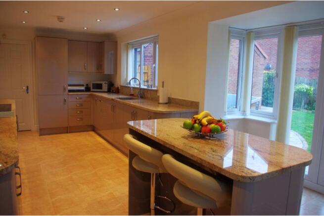 Kitchen / Breakfast