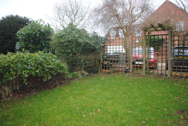 Photo 13