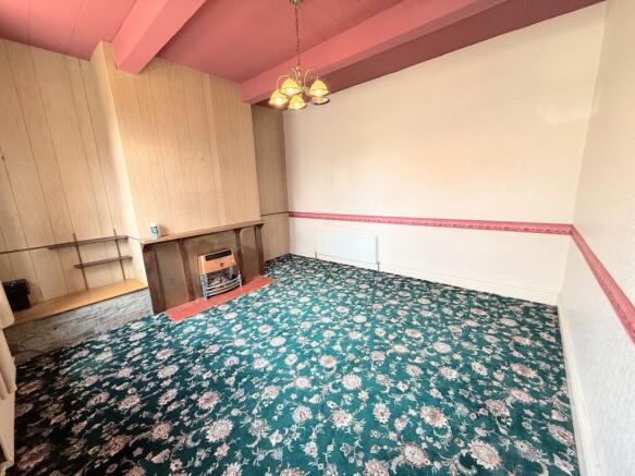 3 bed Terraced for sale Image 9