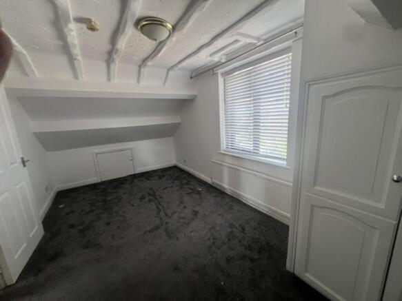 2 bed Apartment to rent Image 7