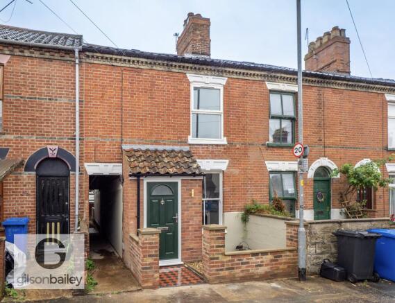 10-28GuernseyRoad-24