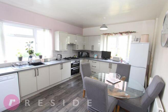 KINGS GROVE, Wardle, Rochdale OL12 9HR photo 4