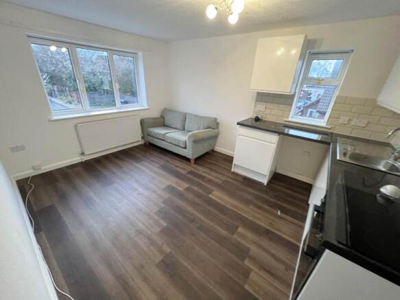 LOUNGE AREA