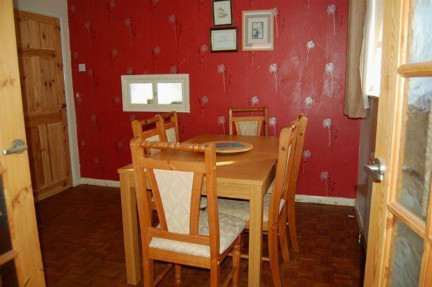 DINING ROOM ALTERNATIVE