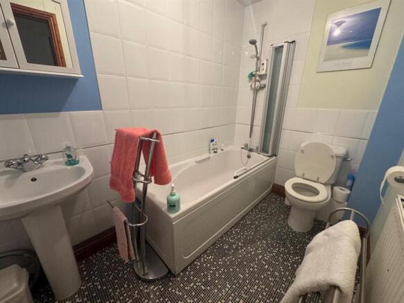 1 bed Flat to rent Image 5