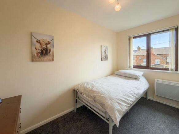 2 bed Terraced for sale Image 8
