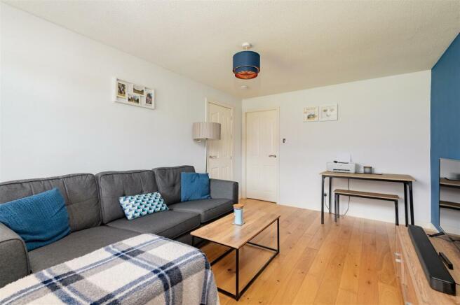 8 Coldstream Drive Dundee-1.jpg