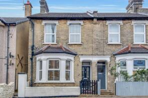 43, Chinchilla Road, Southend-on-sea SS1 2QJ