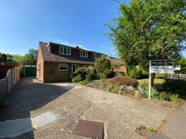 4, Chapel Lane, Pirbright GU24 0JY
