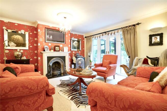 Formal Lounge