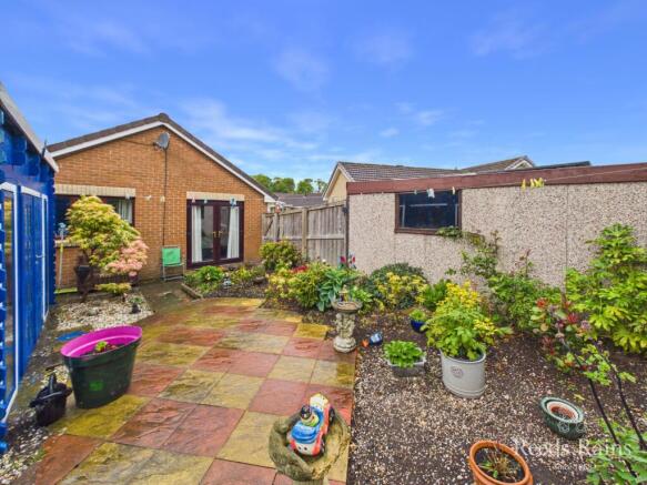 2 bed Bungalow for sale Image 8