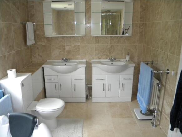 Photo 5