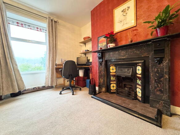 3 bed Terraced for sale Image 9