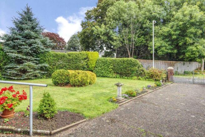 Garden at Front